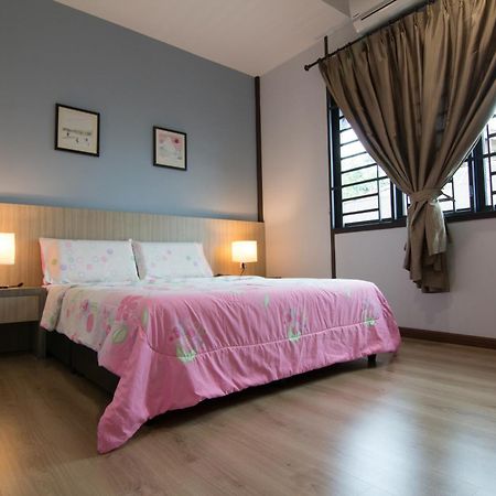 Harmonia Homestay Malacca Exterior photo