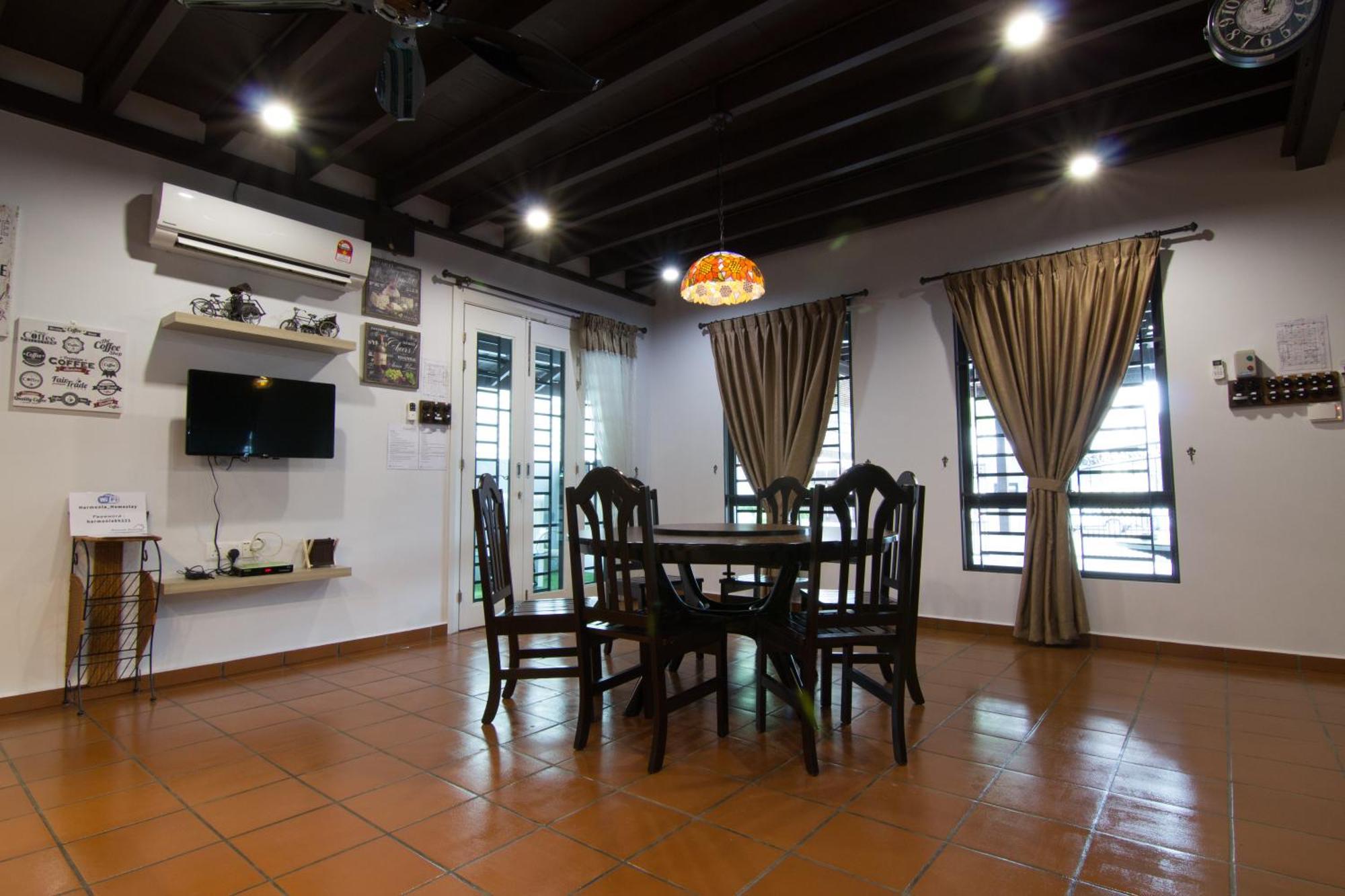 Harmonia Homestay Malacca Exterior photo